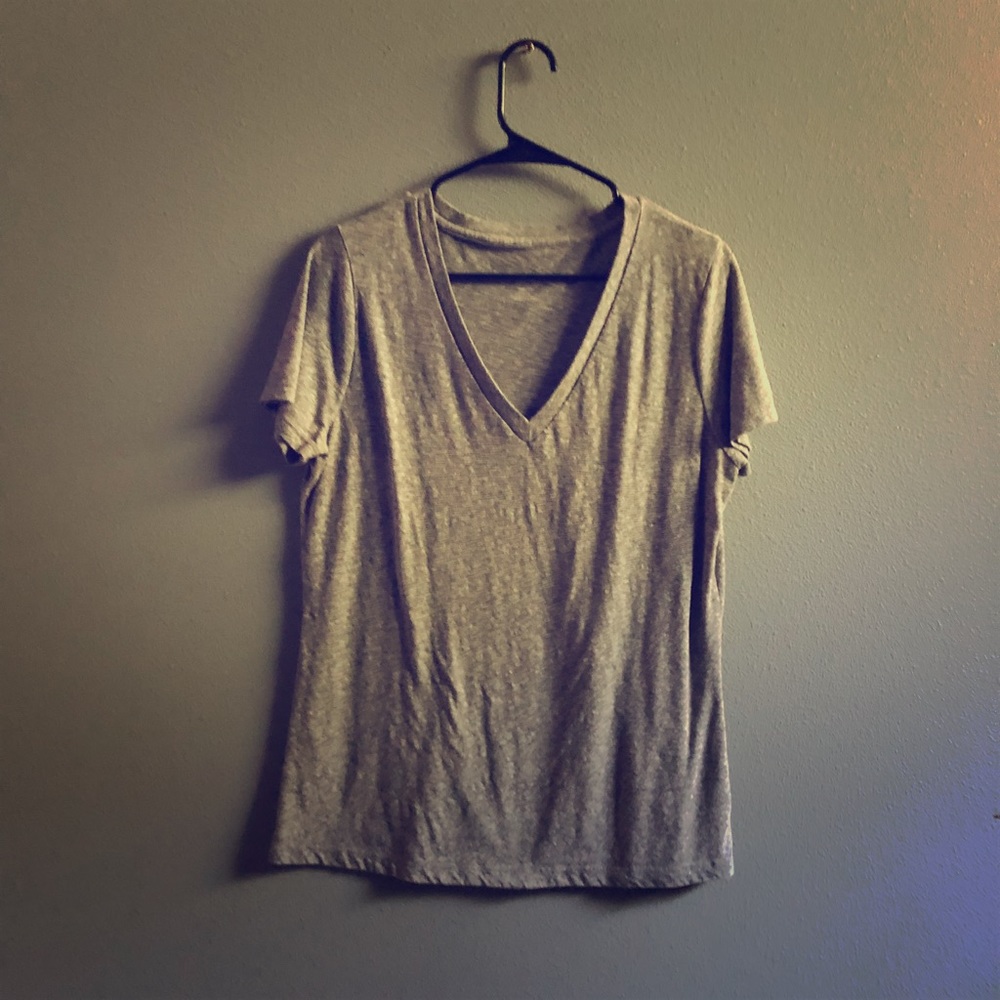 Mossimo Heathered Gray V-Neck T-Shirt